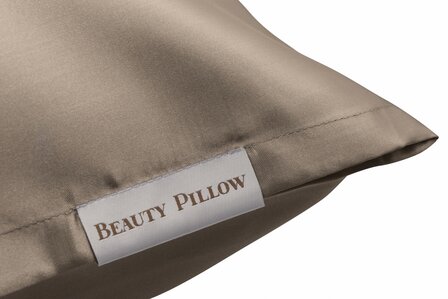 Kussensloop satijn Beauty Pillow Taupe kleur