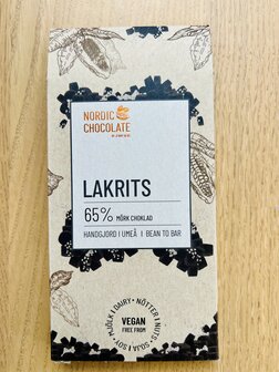 VEGAN PURE CHOCOLADE 65% LAKRITS (stukjes DROP) | NORDIC CHOCOLATE | Organic Chocolate North Sweden