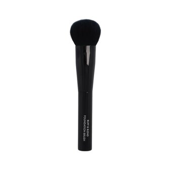 Buff &amp; Blend Foundation Brush MARIA &Aring;KERBERG 