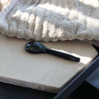 FACE GUA SHA SPOON BLACK OBSIDIAN MARIA &Aring;KERBERG 